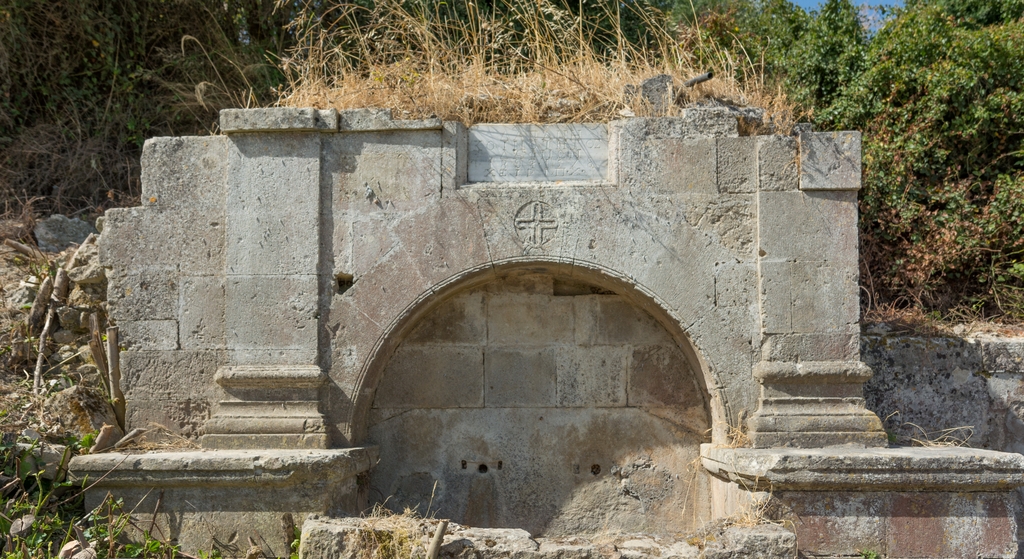 Kavousi Springs near Dafnes